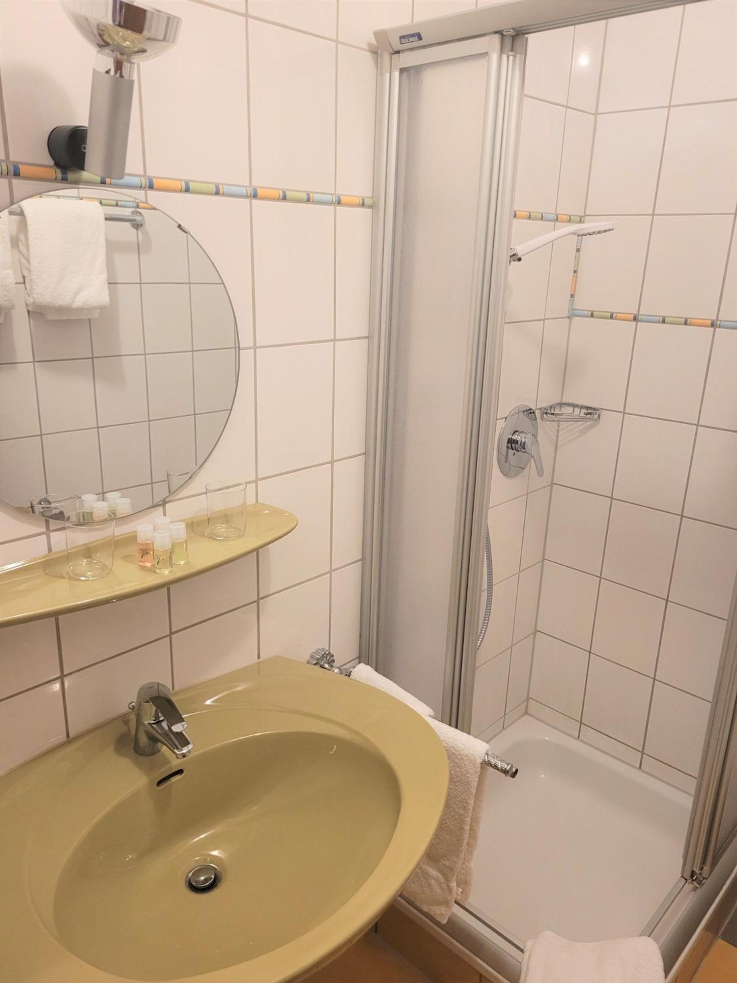 Hotel Roessle Furstenberg  Buitenkant foto